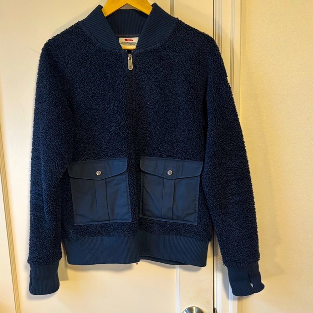 Women`s Fjallraven Greenland Pile Fleece Teddy Bomber size M
